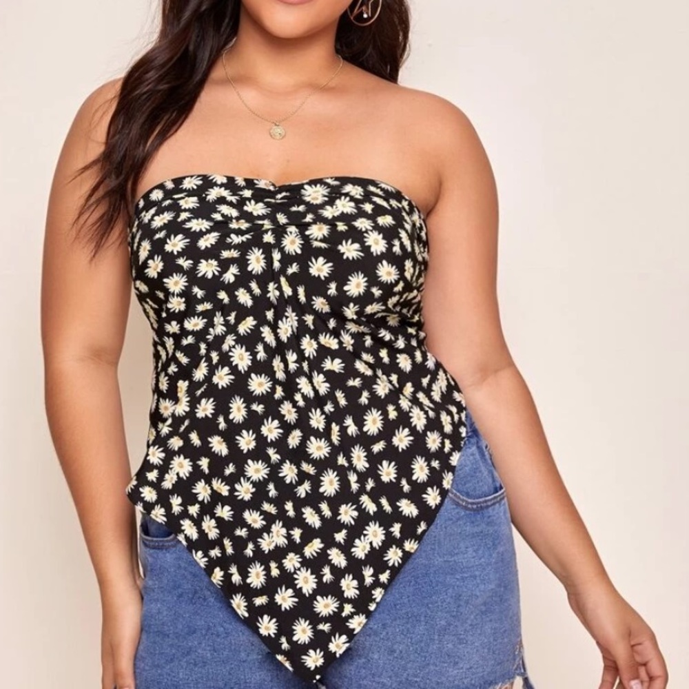 Plus Daisy Print Tie Back Bandana Tube Top